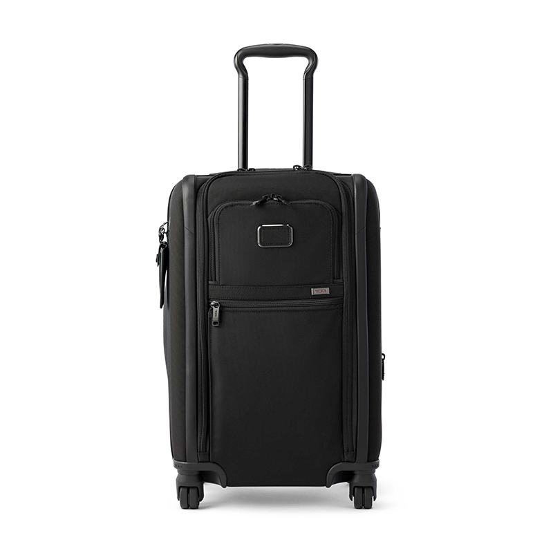 TUMI Introduces Spring 2019 and The Art of Personalization