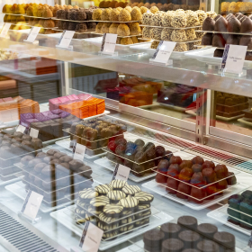Godiva Chocolatier - Imago Shopping Mall