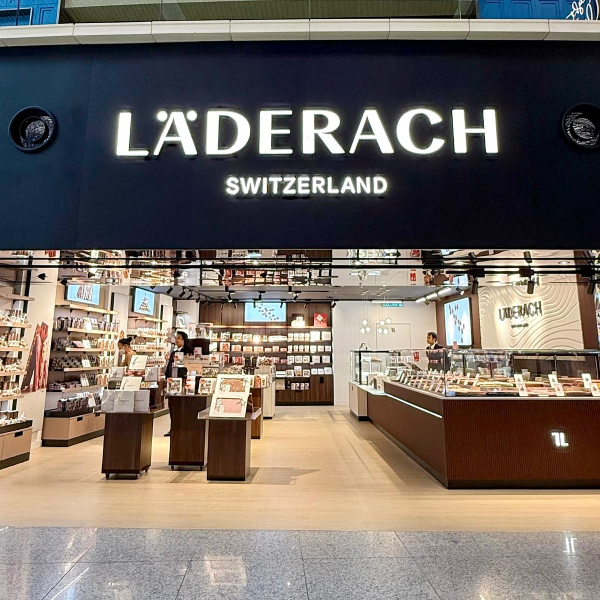 Laderach - KLIA Satellite