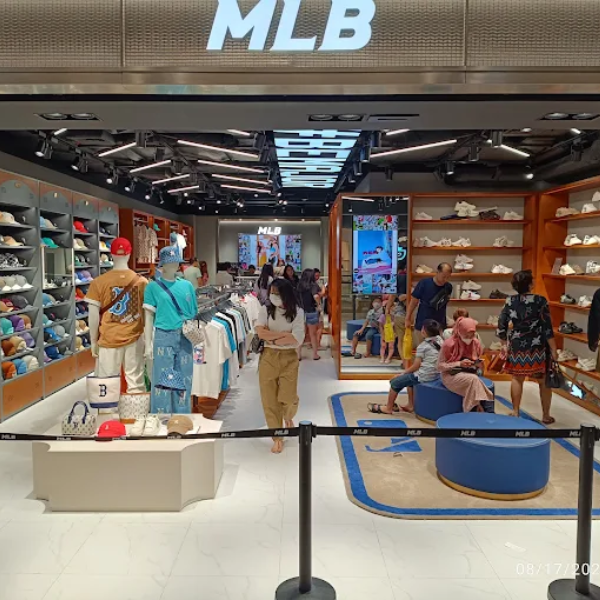 MLB - Tunjungan Plaza 4