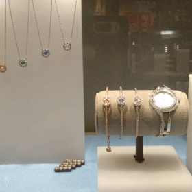 Swarovski - NU Sentral